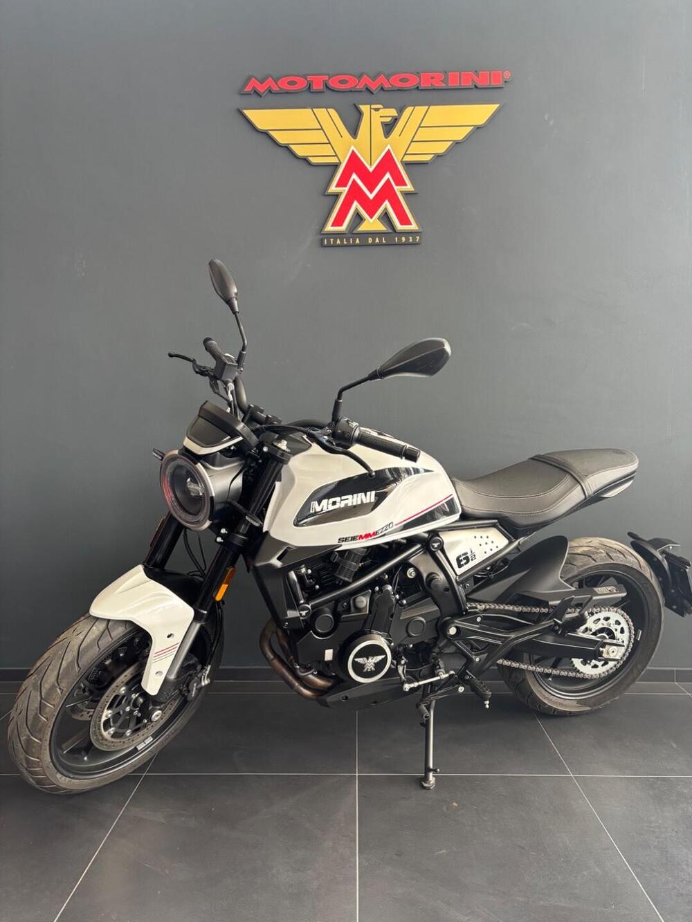 Moto Morini SEIEMMEZZO STR (2022 - 25) (6)