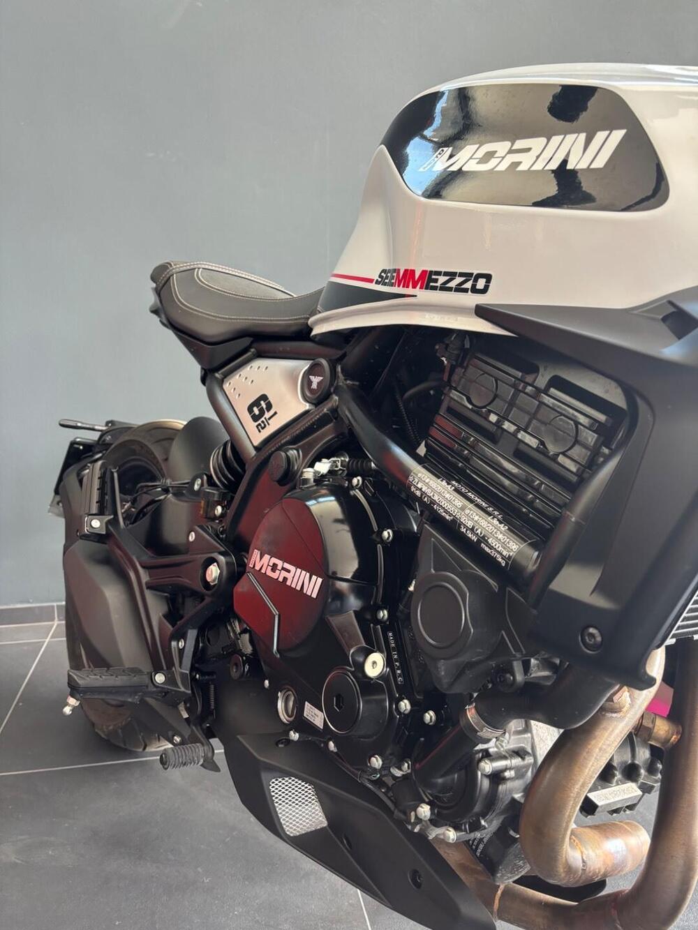 Moto Morini SEIEMMEZZO STR (2022 - 25) (8)