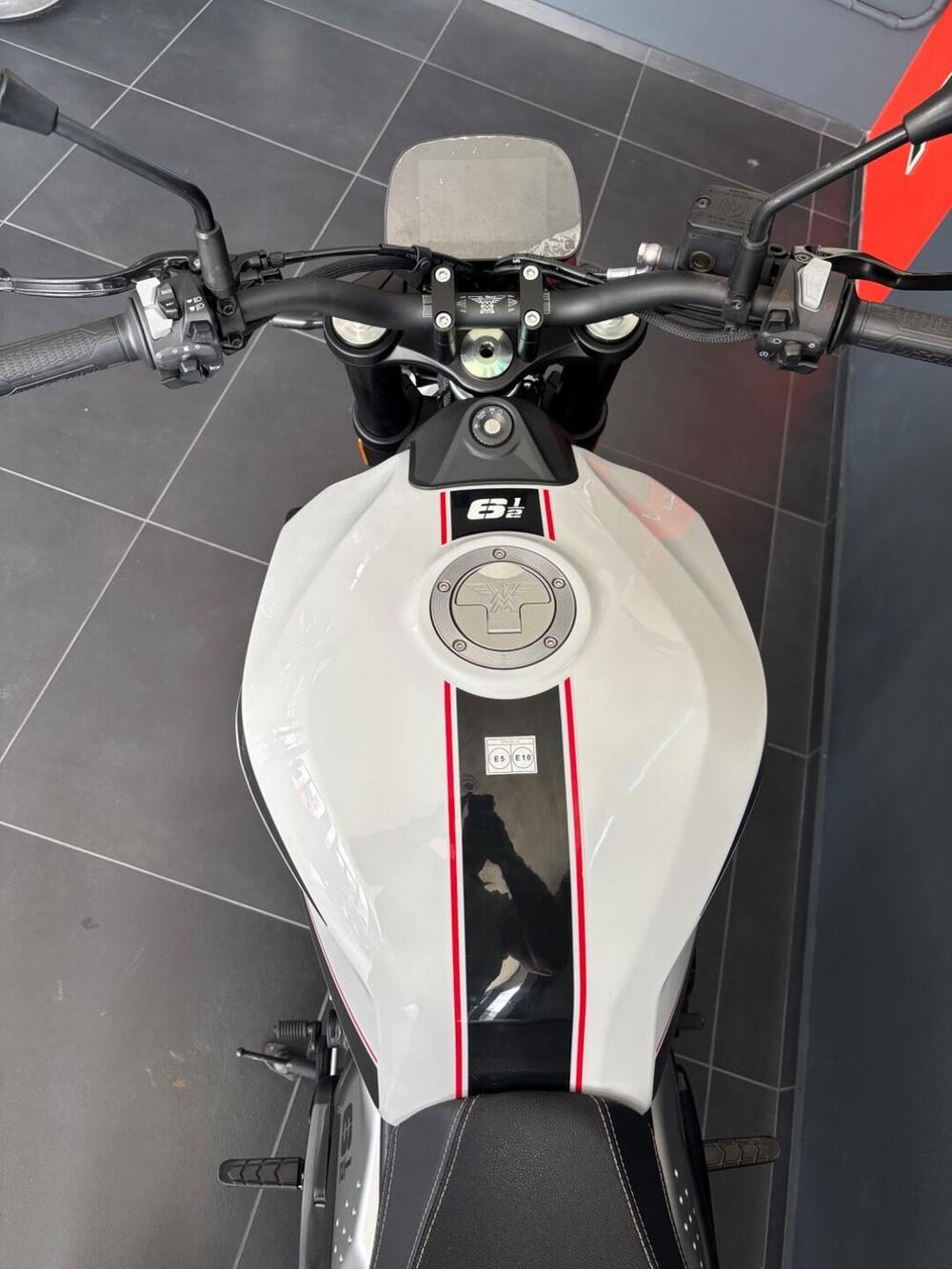 Moto Morini SEIEMMEZZO STR (2022 - 25) (10)