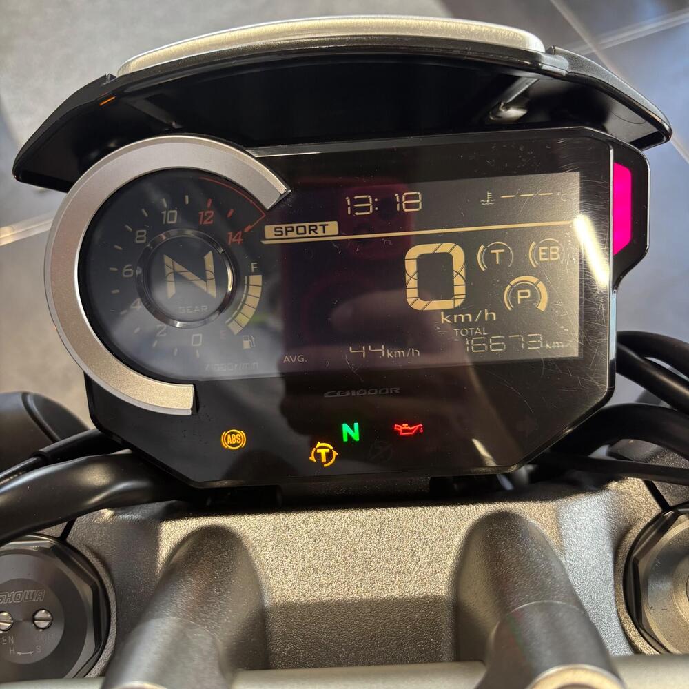 Honda CB 1000 R ABS (2011 - 17) (12)