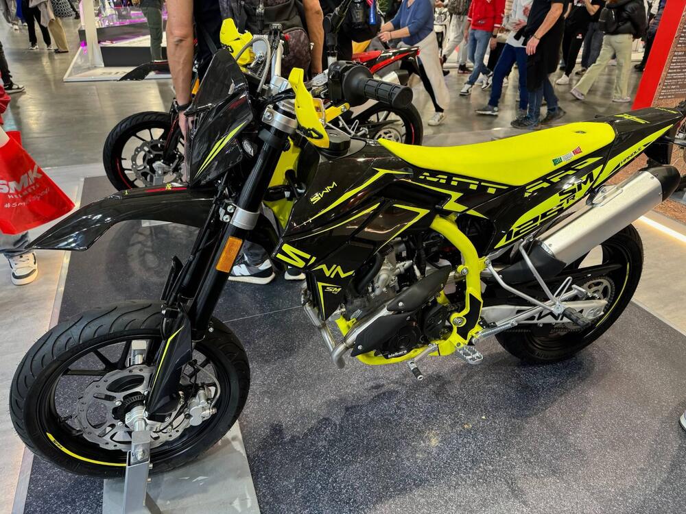 Swm SM 125 R (2025 - 26) (3)