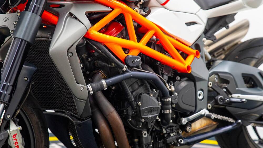 MV Agusta Brutale 1090 RR (2009 - 15) (13)