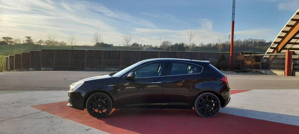 Alfa Romeo Giulietta usata a Firenze (3)