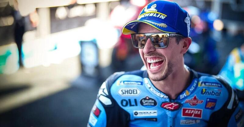 MotoGP 2025. GP di Spagna a Jerez. Il saluto al pubblico, gli occhi lucidi, Alex Marquez e la 1&ordf; vittoria: &quot;Quando ho visto Marc sbagliare ho detto: &egrave; il mio giorno&quot; [VIDEO]