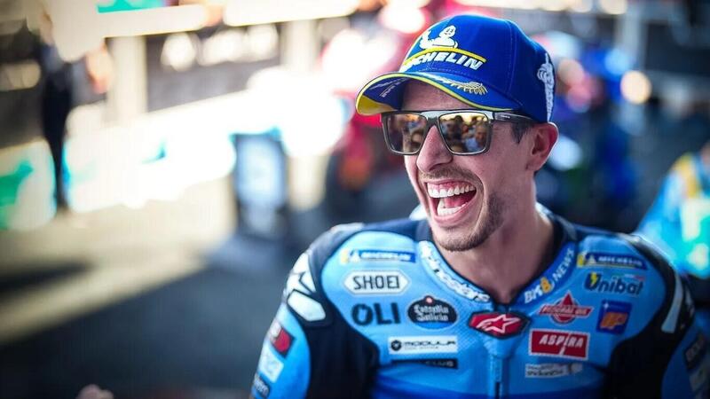 MotoGP 2025. GP di Spagna a Jerez. Il saluto al pubblico, gli occhi lucidi, Alex Marquez e la 1&ordf; vittoria: &quot;Quando ho visto Marc sbagliare ho detto: &egrave; il mio giorno&quot; [VIDEO]