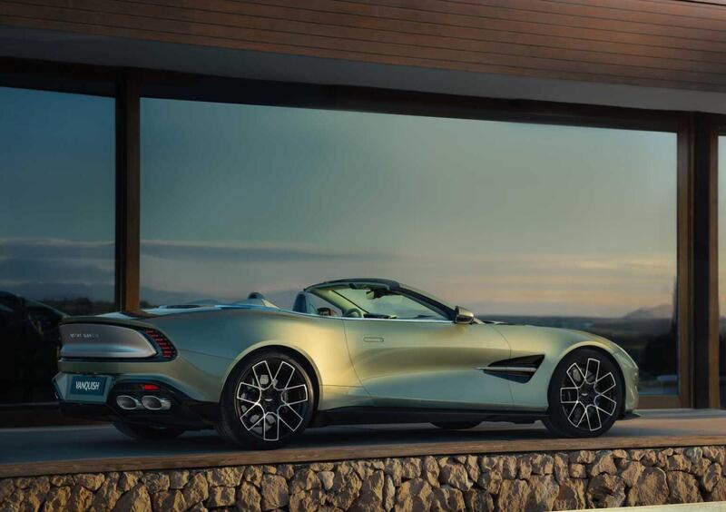 Aston Martin Vanquish Volante (4)
