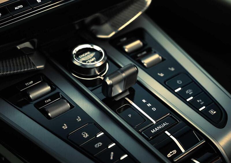 Aston Martin Vanquish Volante (23)