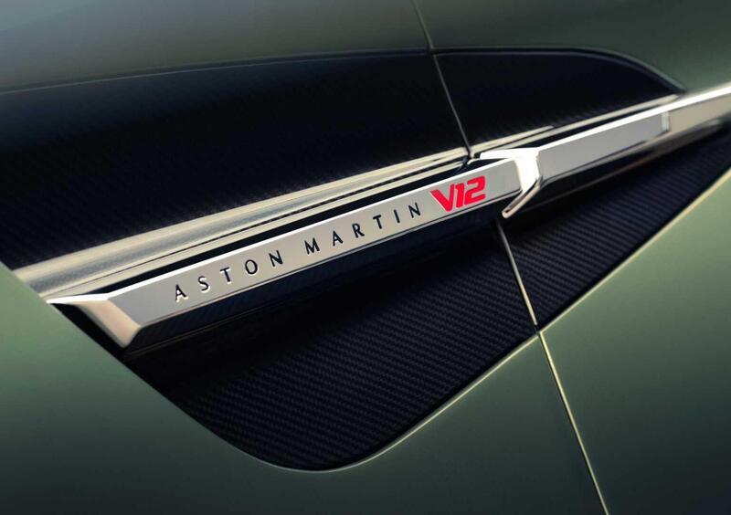 Aston Martin Vanquish Volante (21)