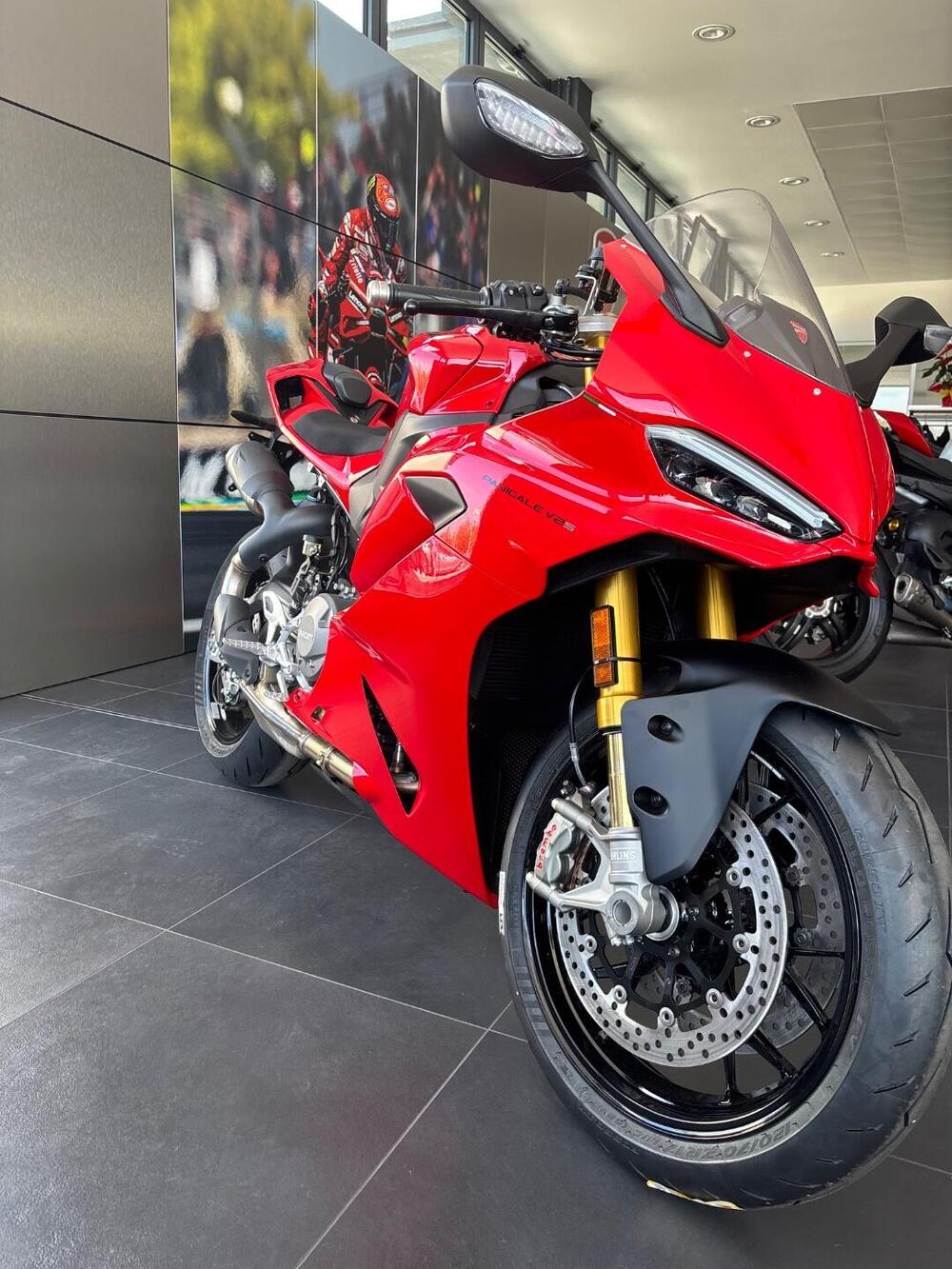 Ducati Panigale V2 S (2025)