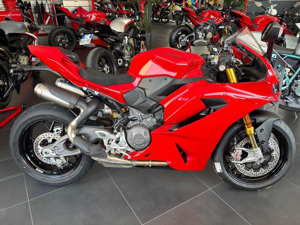 Ducati Panigale V2 S (2025) (2)