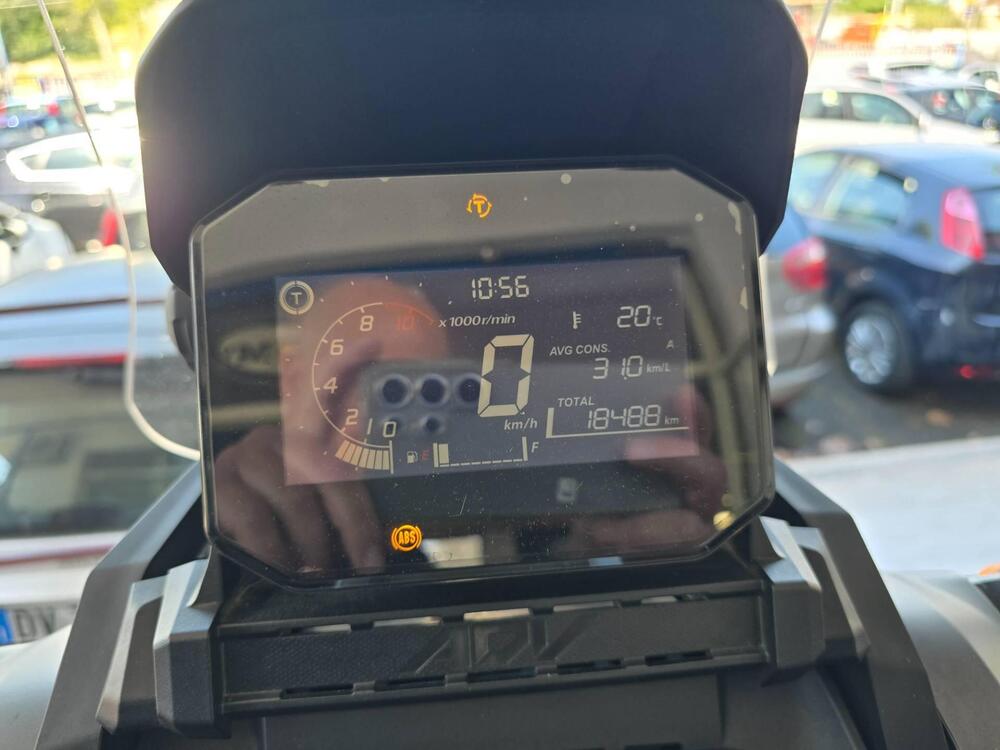 Honda ADV 350 (2022 - 24) (10)