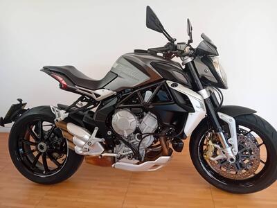 MV Agusta Dragster 800 (2014 - 19) usata