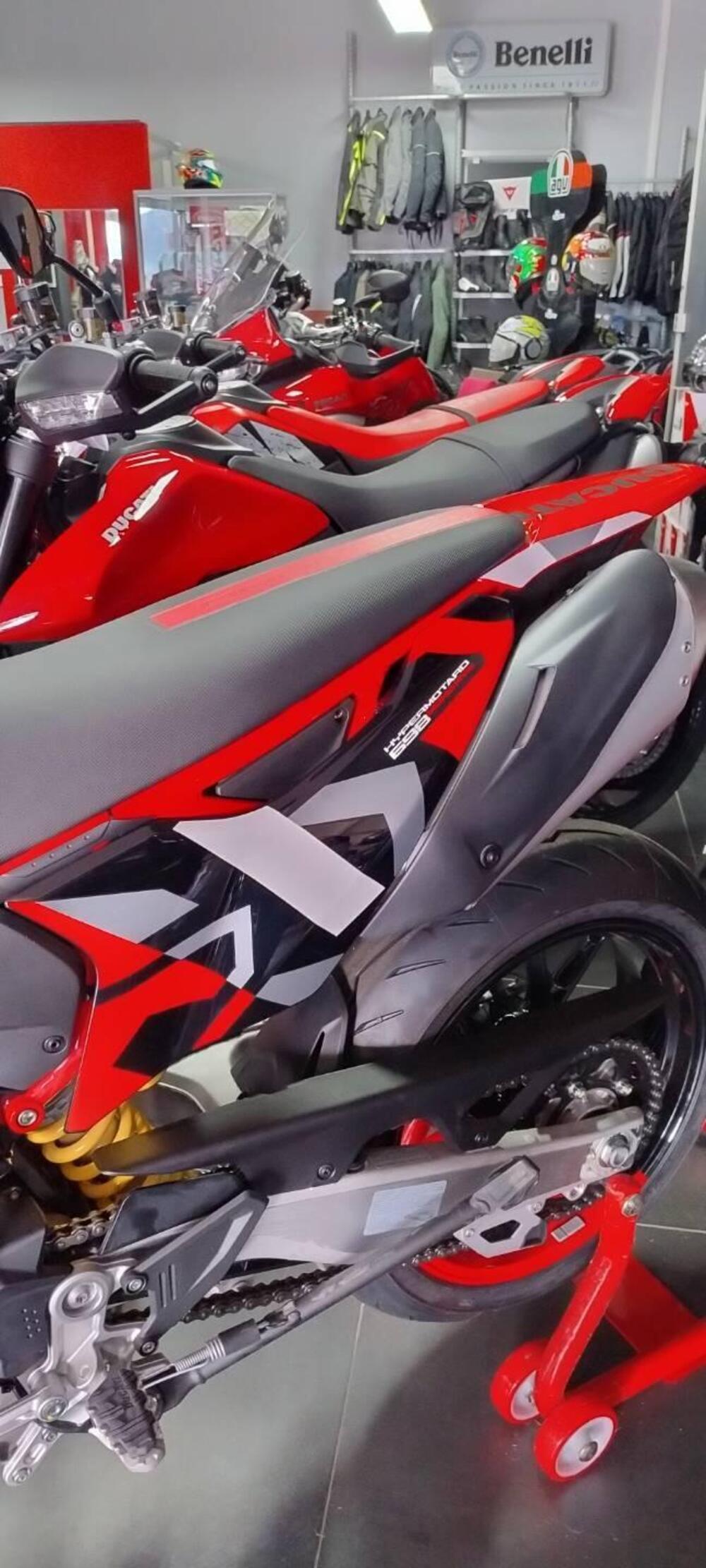 Ducati Hypermotard 698 Mono RVE (2024 - 25) (5)