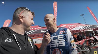 Troy Bayliss, Antonio Cairoli e Stefan Everts nell'area offroad a EICMA Riding Fest 2025 [VIDEO]