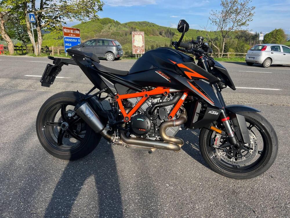 KTM 1390 Super Duke R (2024 - 26) (2)
