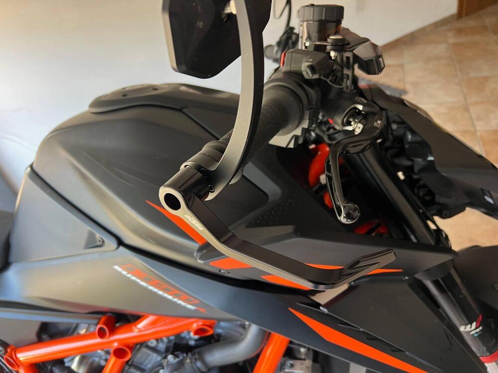 KTM 1390 Super Duke R (2024 - 26) (5)