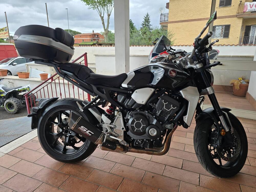 Honda CB 1000 R + Neo Sport Cafè (2019 - 20)