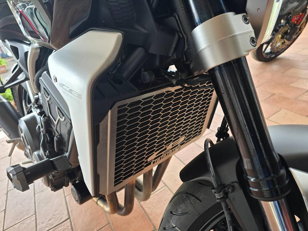 Honda CB 1000 R + Neo Sport Cafè (2019 - 20) (7)