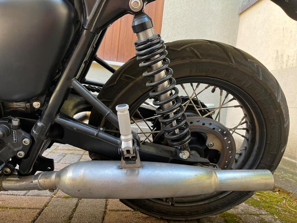 Triumph Bonneville T100 (2001 - 07) (4)