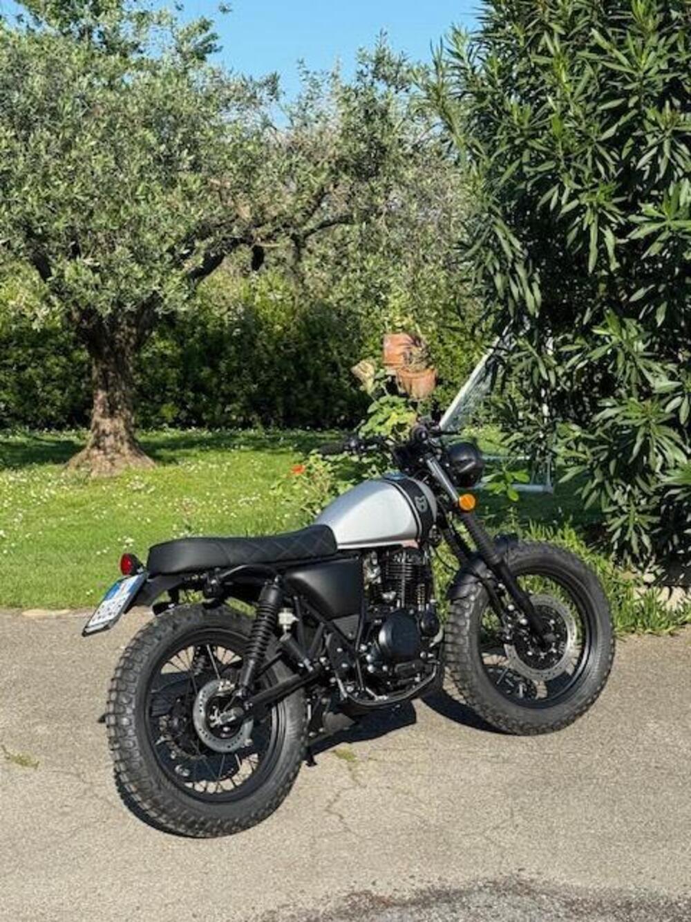 Mutt Motorcycles RS-13 250 (2021 - 25) (10)