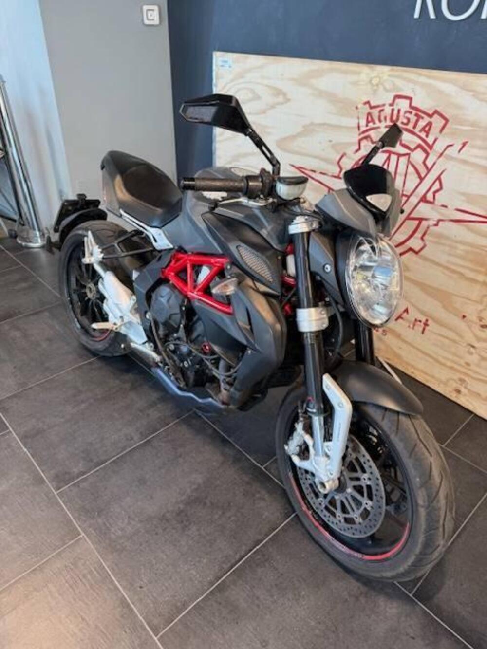 MV Agusta Dragster 800 (2014 - 19) (9)