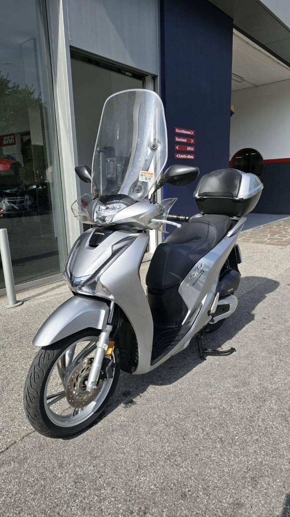 Honda SH 150 i (2017 - 19) (3)