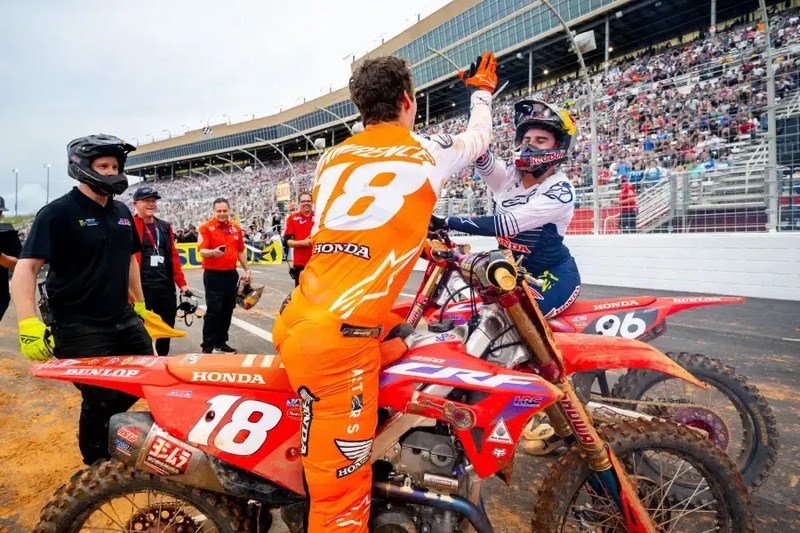 I fratelli Lawrence tornano in moto. Li vedremo in gara al National