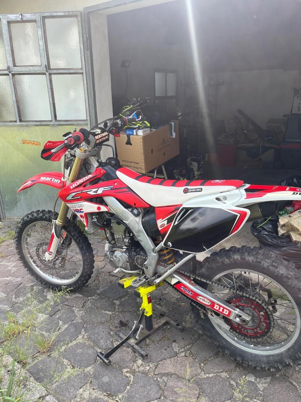Honda CRF 250 R (2009) (6)
