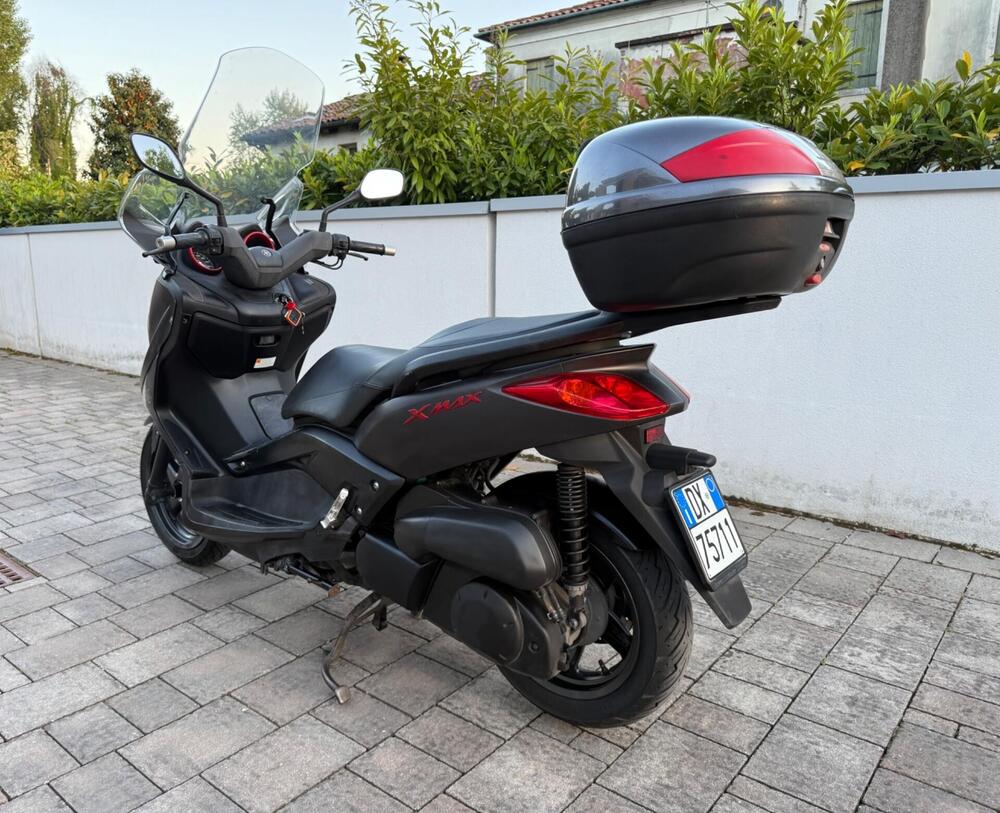 Yamaha X-Max 250 Sport (2011 - 13) (2)