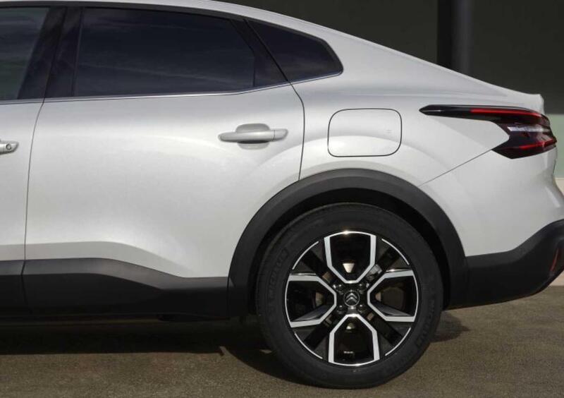 Citroen C4 X (2022-->>) (10)