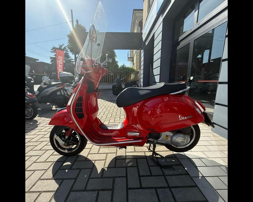 Vespa GTS 300 Super ABS (2014 - 16) (3)