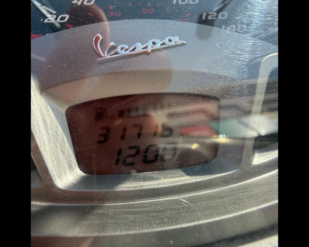 Vespa GTS 300 Super ABS (2014 - 16) (5)