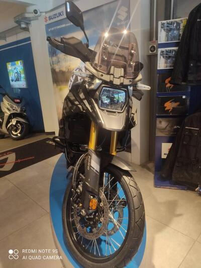 Suzuki V-Strom 1050DE (2023 - 24) usata