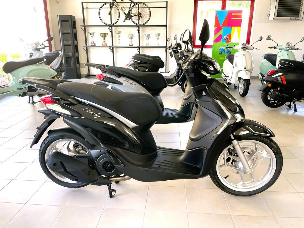 Piaggio Liberty 150 (2025) (2)