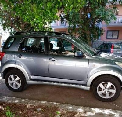 Daihatsu Terios 1.5 4WD SX O/F del 2006 usata a Palermo