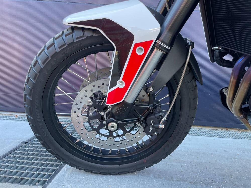 Moto Morini X-Cape 700 (2025) (8)