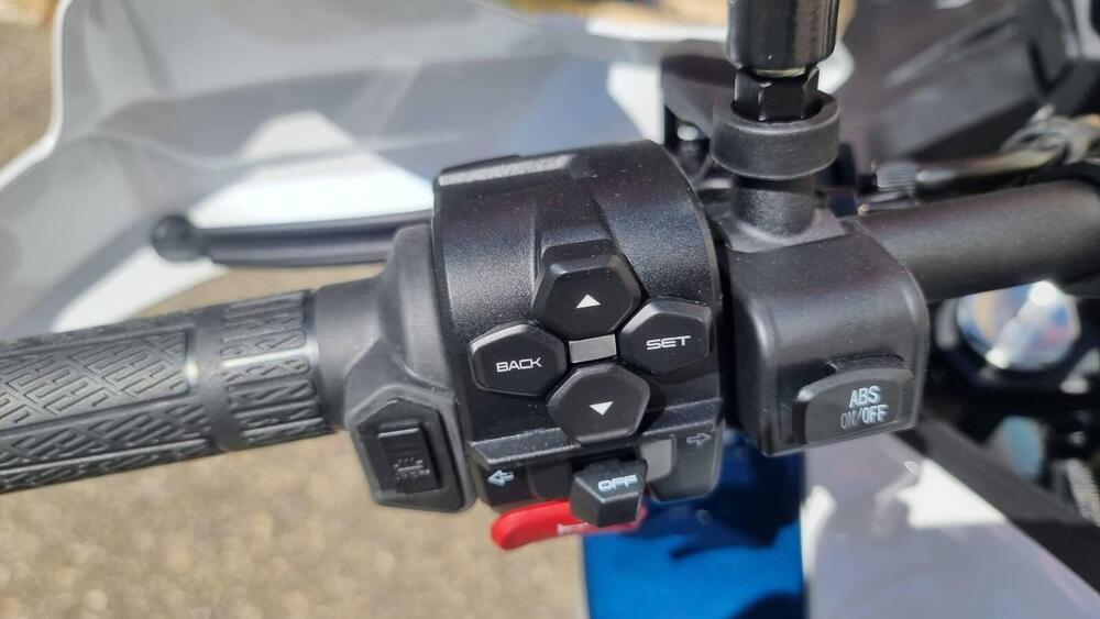 CFMOTO 700MT (2024 - 25) (7)