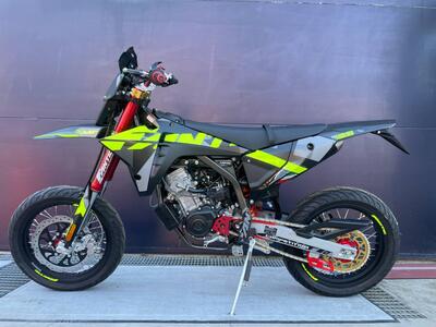 Fantic Motor XMF 125 Competition (2025) nuova