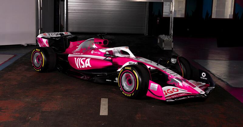 F1. Racing Bulls si tinge di rosa per il GP di Miami: ecco le foto della nuova livrea