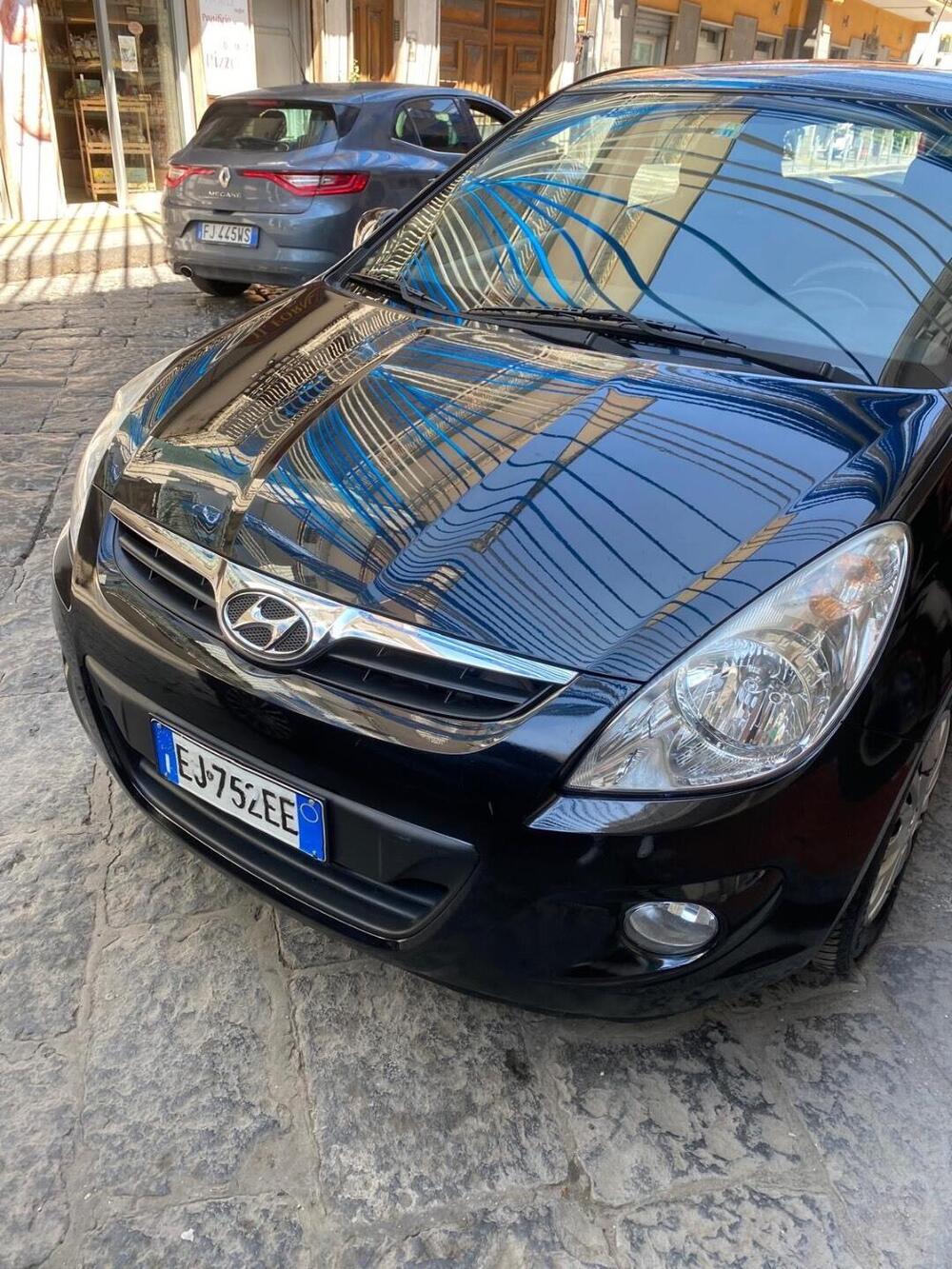 Hyundai i20 usata a Napoli (3)