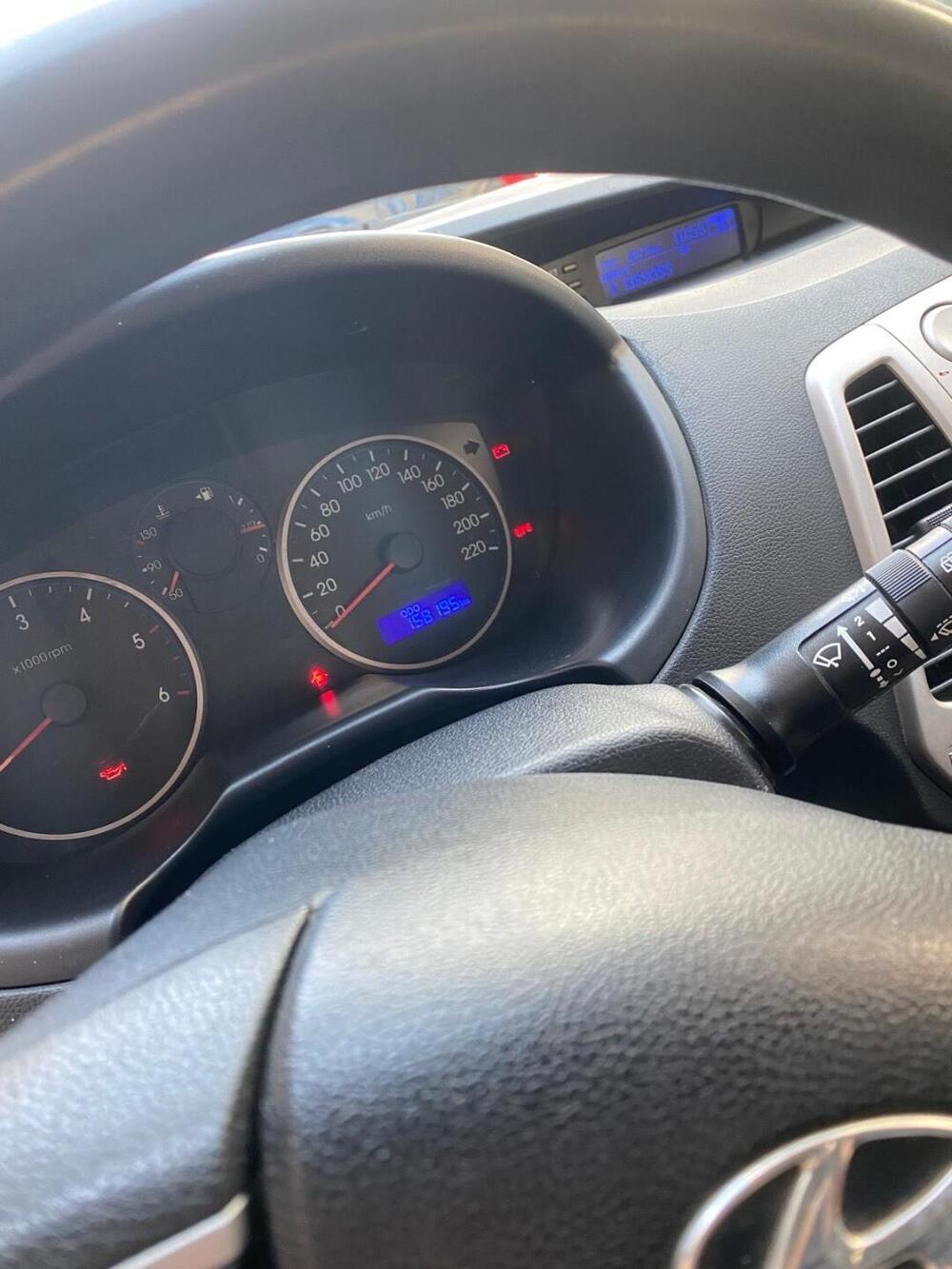 Hyundai i20 usata a Napoli (9)