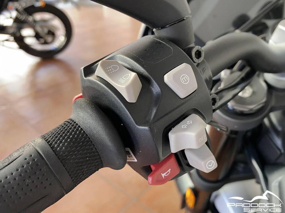 Triumph Street Triple R (2017 - 20) (17)