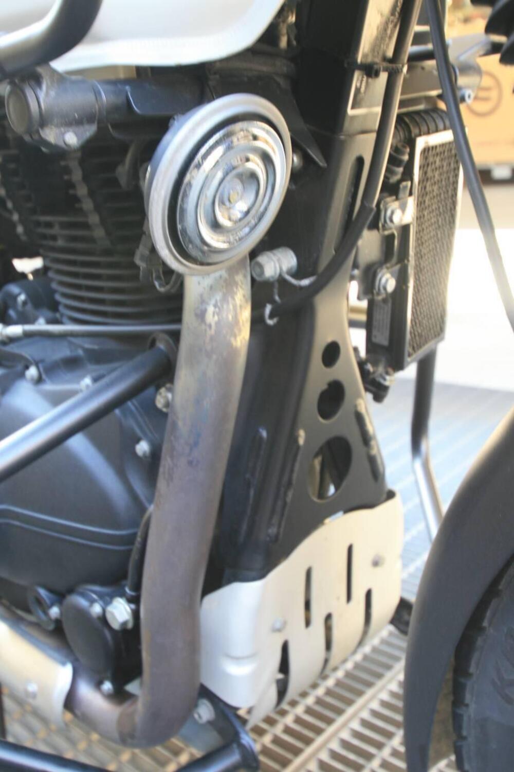 Royal Enfield Himalayan 411 (2017 - 20) (8)