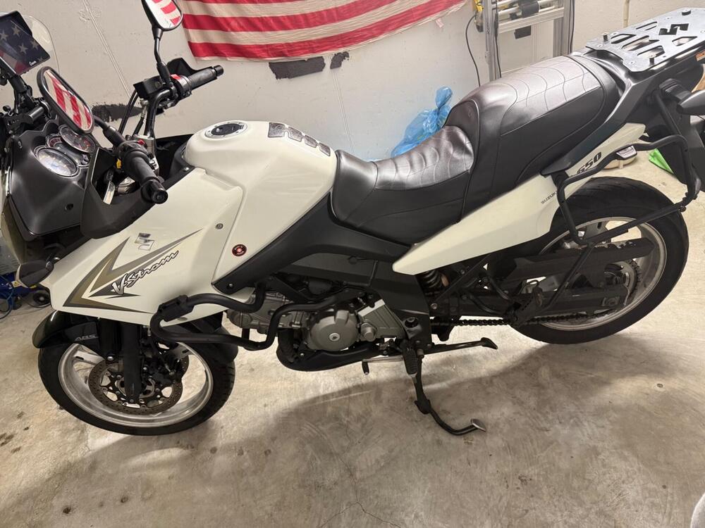 Suzuki V-Strom 650 Traveller ABS (2008 - 11) (6)