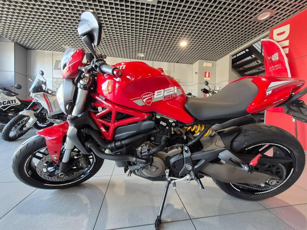Ducati Monster 821 Stealth (2019 - 20) (4)