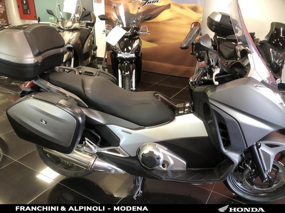 Honda Integra 750 DCT (2016 - 17) (4)