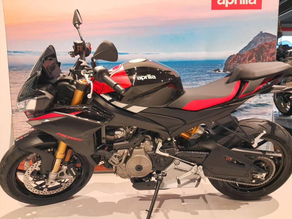 Aprilia Tuono 660 Factory (2025) (7)
