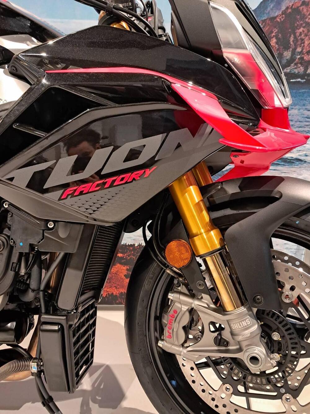 Aprilia Tuono V4 Factory (2025) (6)