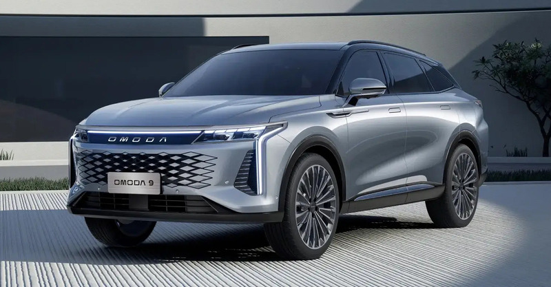 Omoda 9: il nuovo SUV ibrido plug-in da 1.100 km di autonomia &egrave; ordinabile in Italia