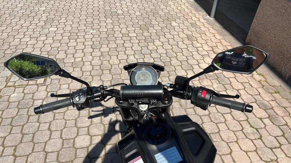 Husqvarna Svartpilen 401 (2021 - 23) (7)